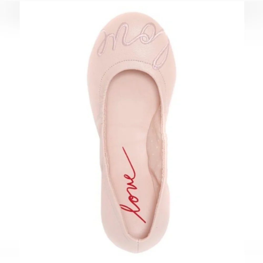 NIB Pink Embroidered LOVE Ballet Flats By Ellen Degeneres 5 Big Girls